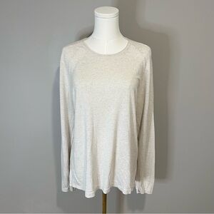Banana Republic Cream Crew Neck Sweater